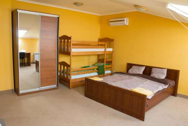 Апартаменты Apartments on Voloshina Ужгород-3